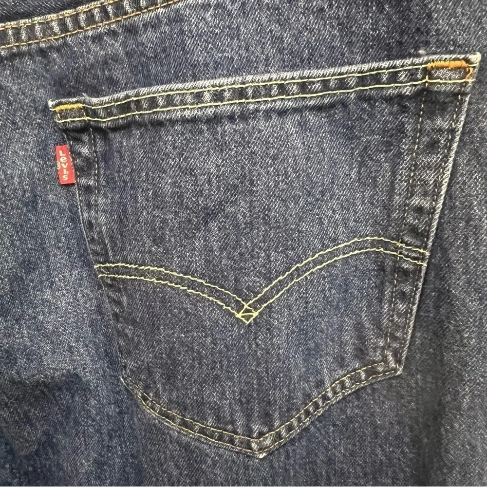 LEVI'S 505 Jeans 100% cotton medium wash size 40 30